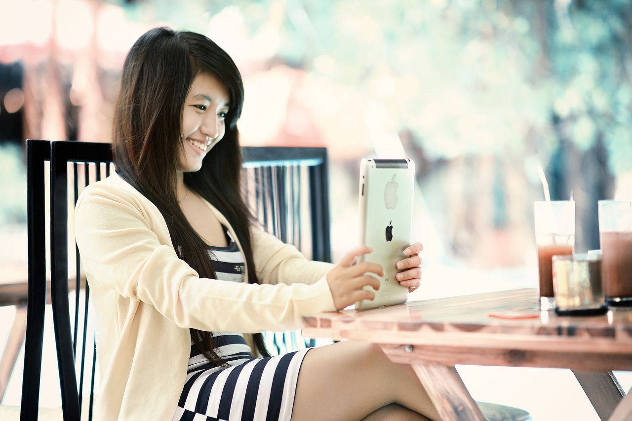 探索現(xiàn)代戀愛策略，最新撩漢技巧與藝術(shù)揭秘