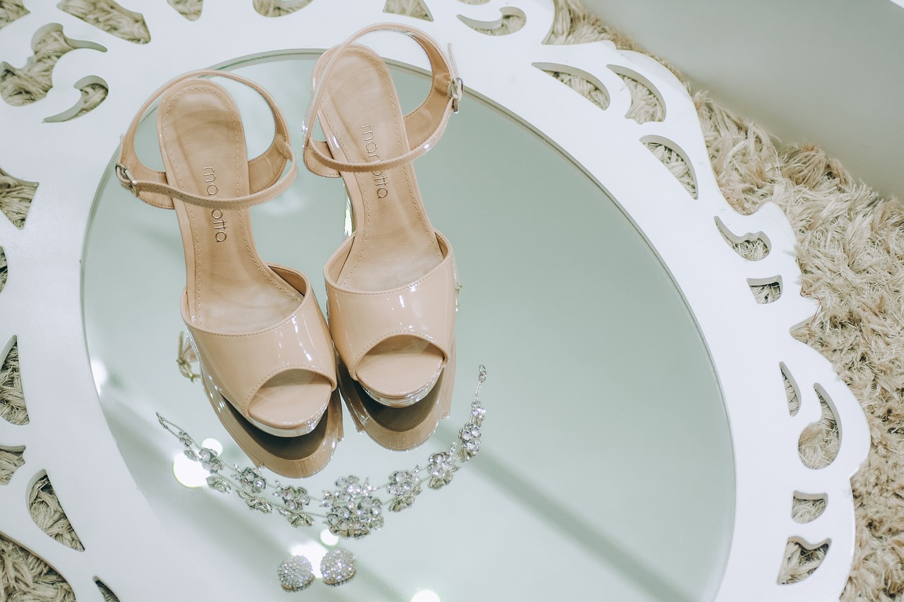 2024澳門天天開好彩大全2024,動態更新解析介紹_快閃版TP3039.8256