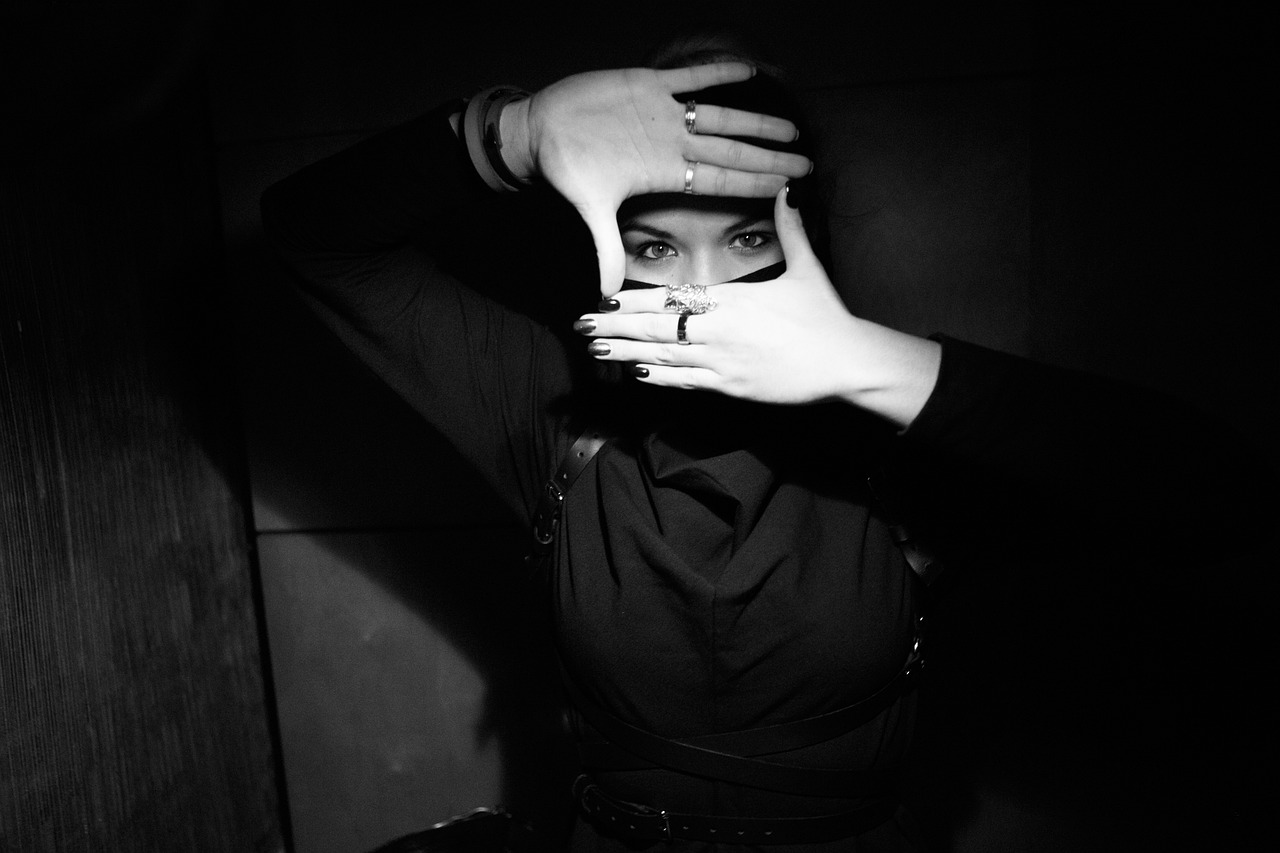 嗯哼最新照片曝光，揭開小寶貝的神秘面紗