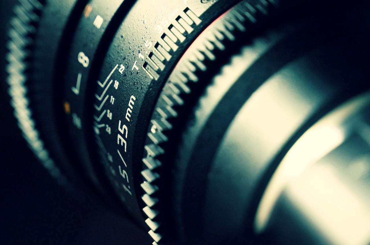 揭秘電影市場火熱現象，搜八百最新票房數據大揭秘