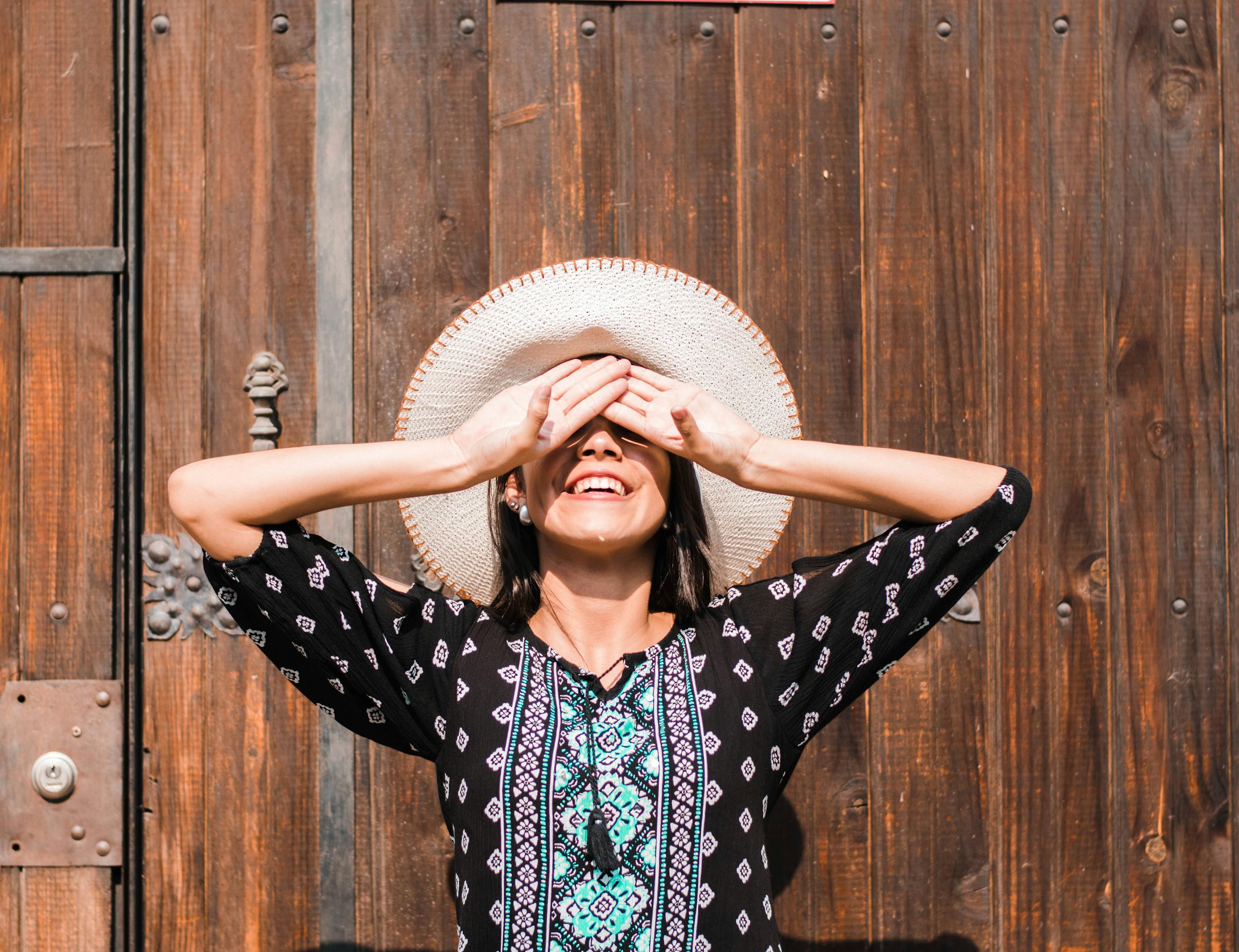 李湘最新綜藝節(jié)目展現(xiàn)多元化魅力,引領娛樂新風潮