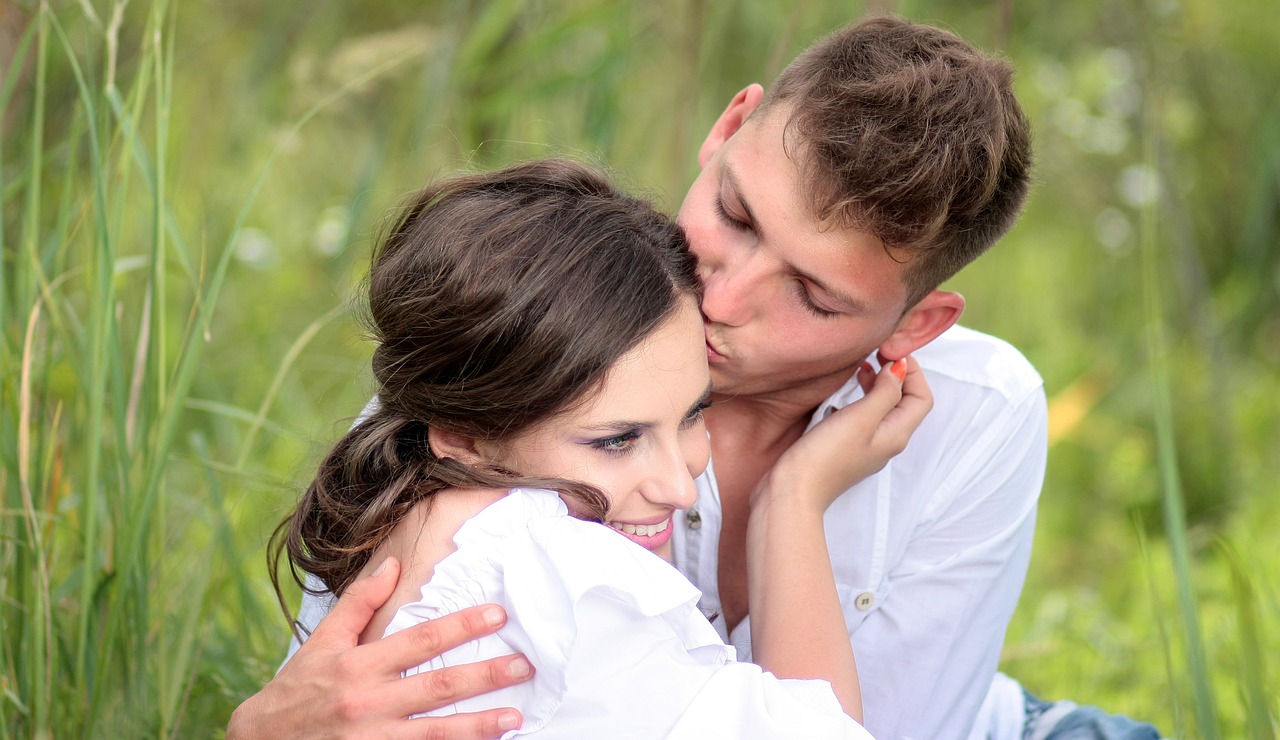 小虎牙最新時尚潮流與成長故事概覽