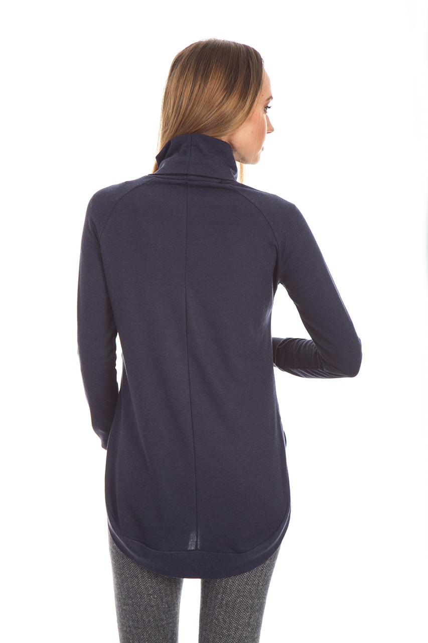 革新設(shè)計引領(lǐng)時尚潮流，最新型雨衣亮相！