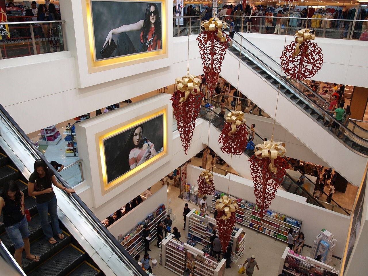 最新潮流玩具銷售熱潮，引領未來，玩轉潮流玩具！