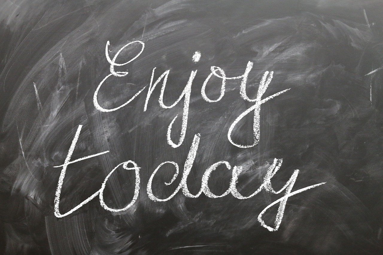 黑潮之上最新攻略詳解，游戲指南與技巧分享