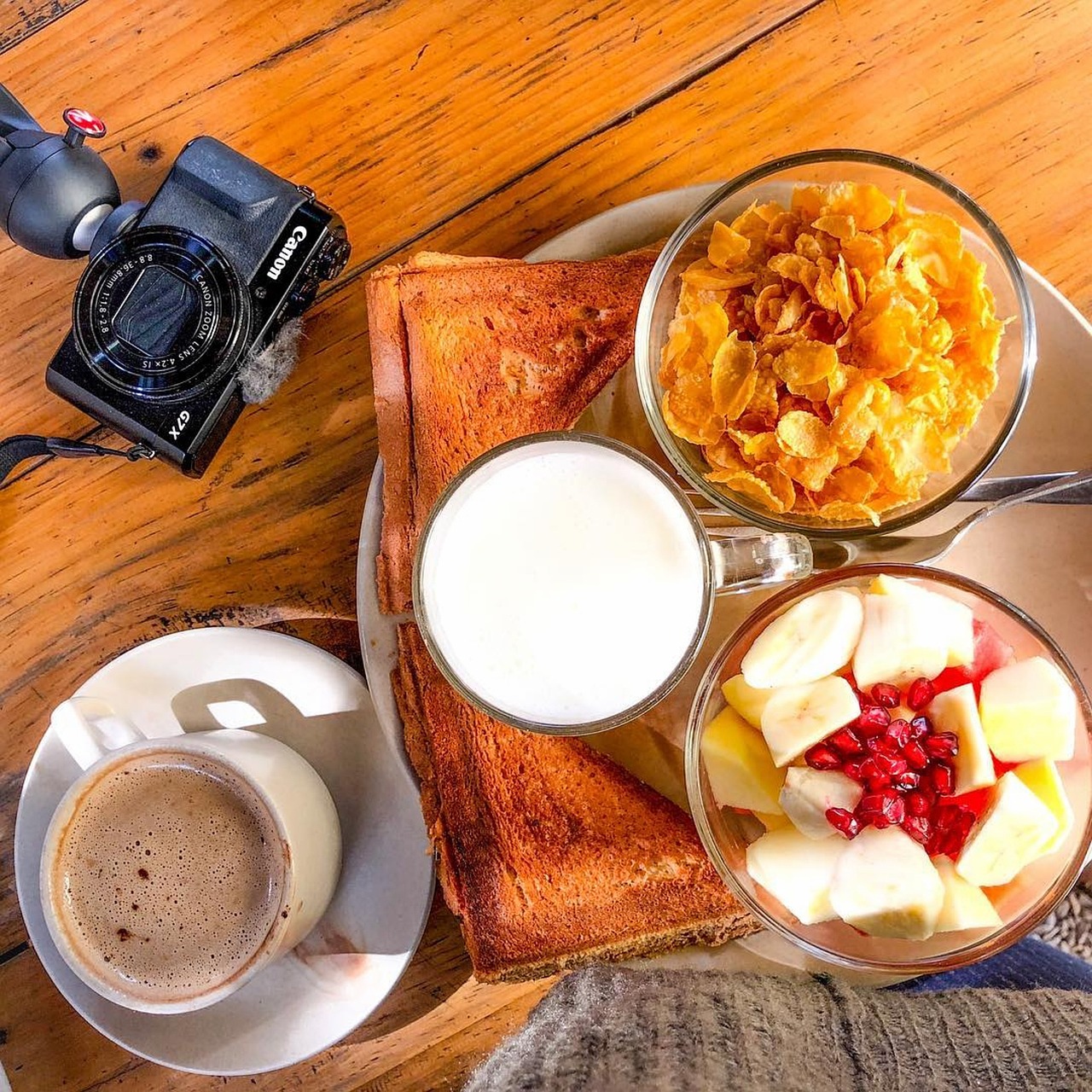 喜茶最新贈品引爆茶飲熱潮
