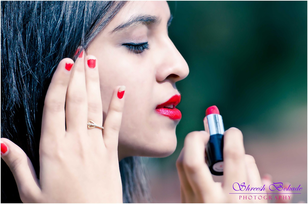 貝玲妃，時尚與品質的極致融合