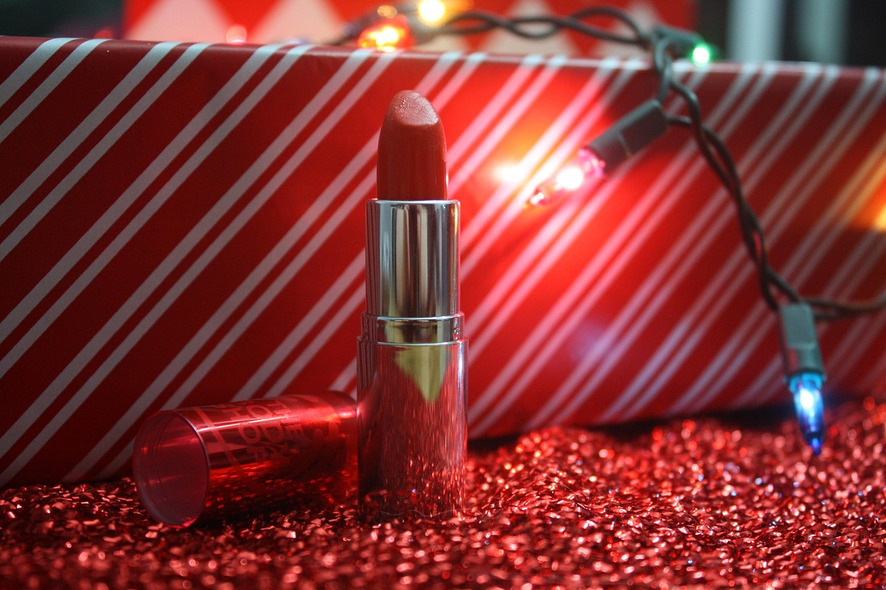 TF口紅16最新,時尚魅力的完美詮釋