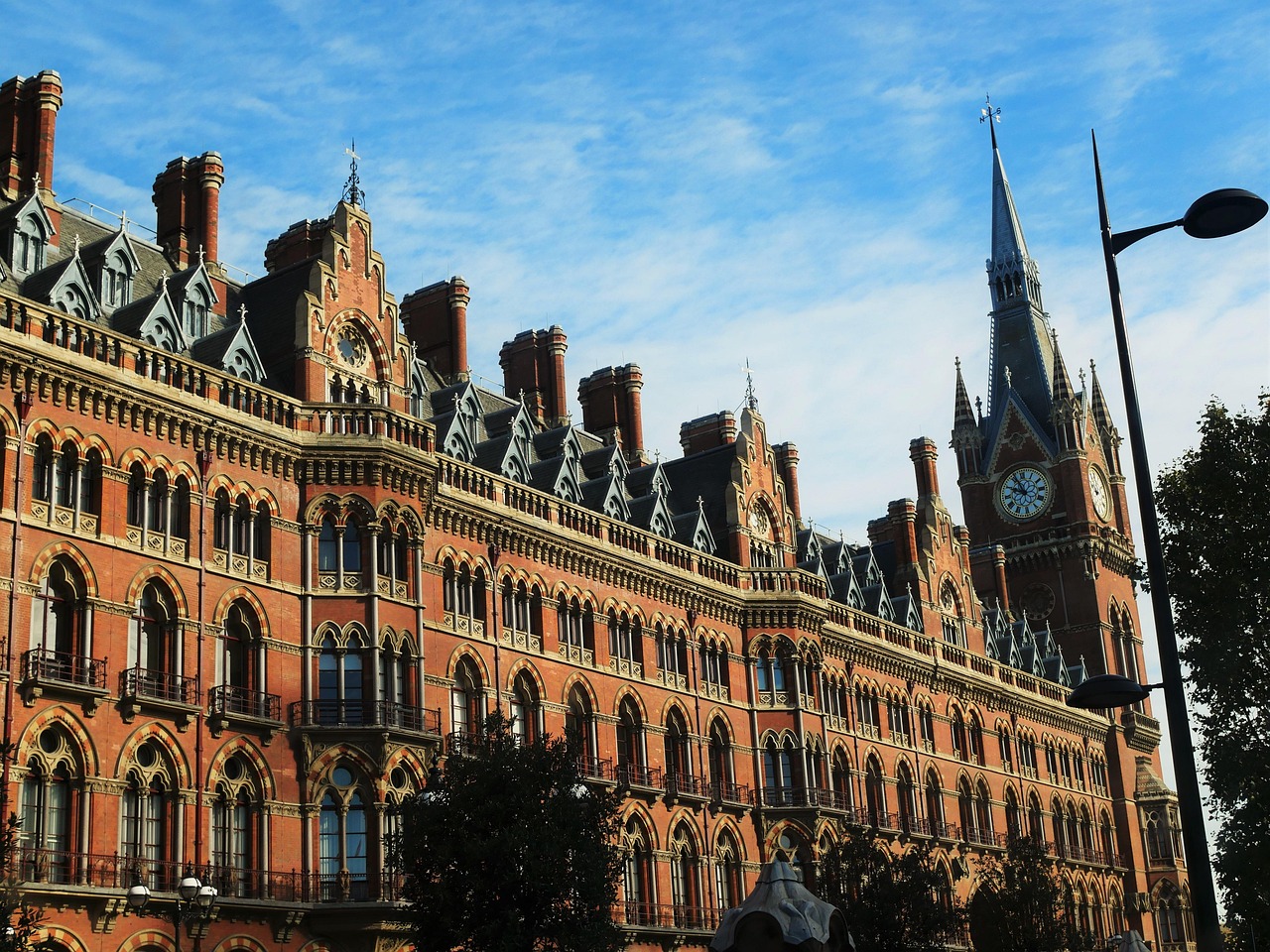 太金線最新動態(tài)揭秘，未來發(fā)展趨勢及其影響展望