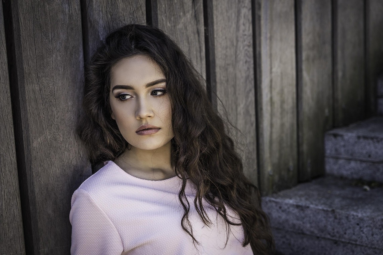 最新孕婦照發型指南，時尚發型推薦與展示