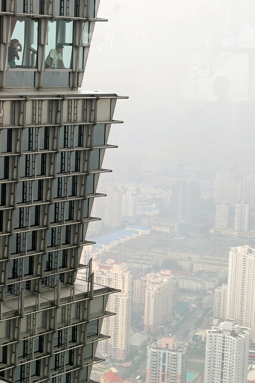 現代建筑建設的新進展與工地作業革新探索