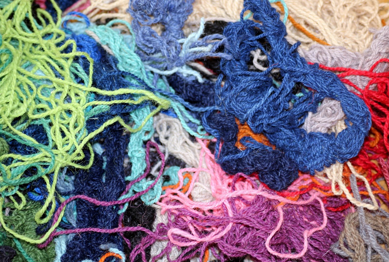 探索手工編織藝術，最新編織視頻展現時尚潮流與手工魅力的融合