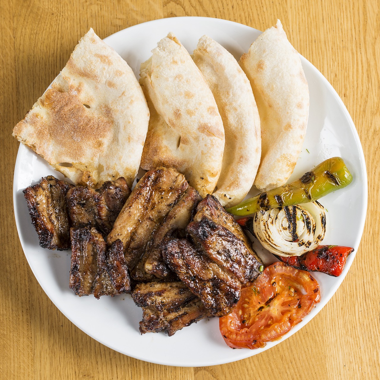 最新創(chuàng)意美食探索，三道菜的新口味體驗(yàn)