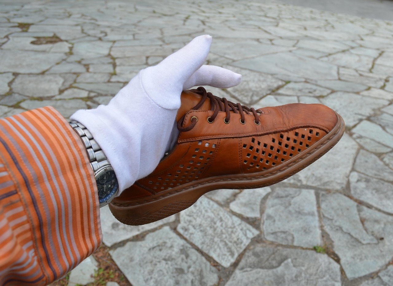 最新款UB鞋，設計創新與技術革新的完美融合