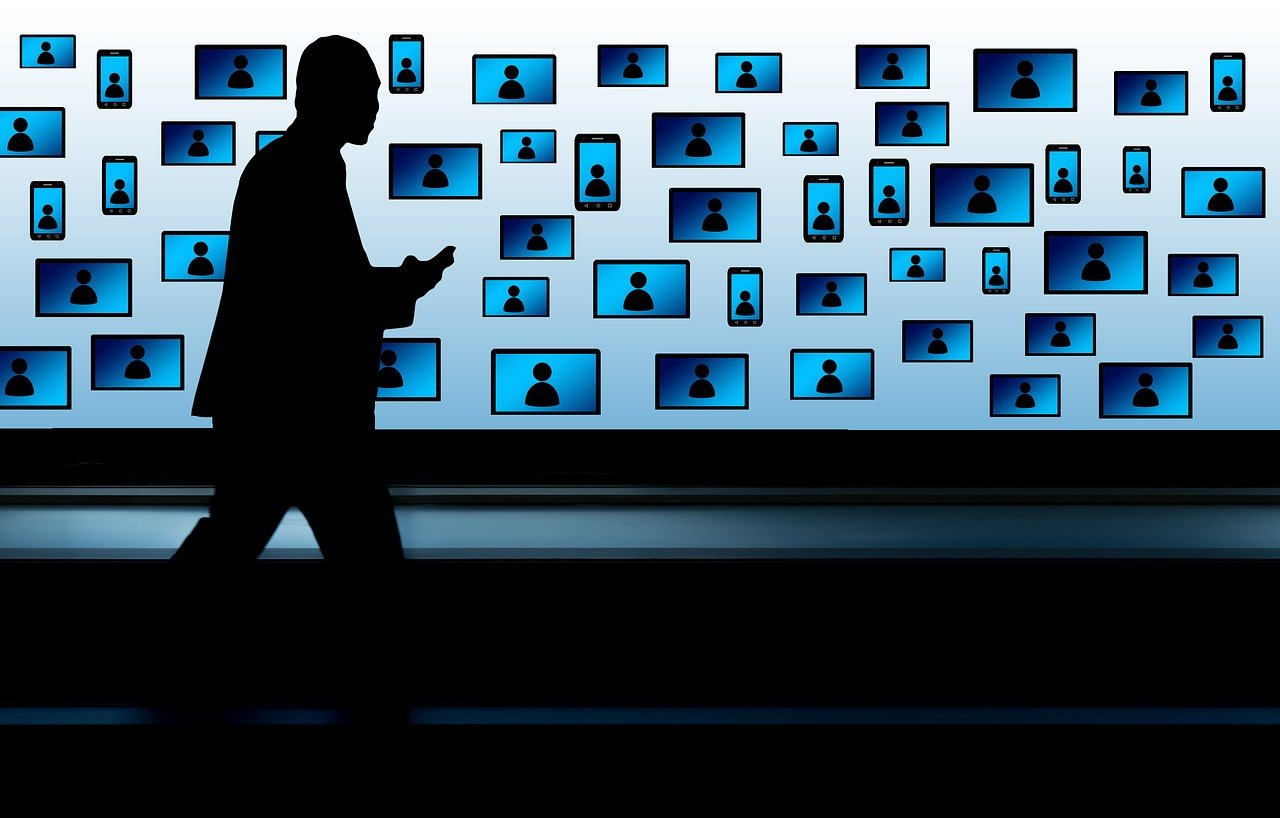 方敏雅最新動態(tài)，多元領(lǐng)域的璀璨新星探索