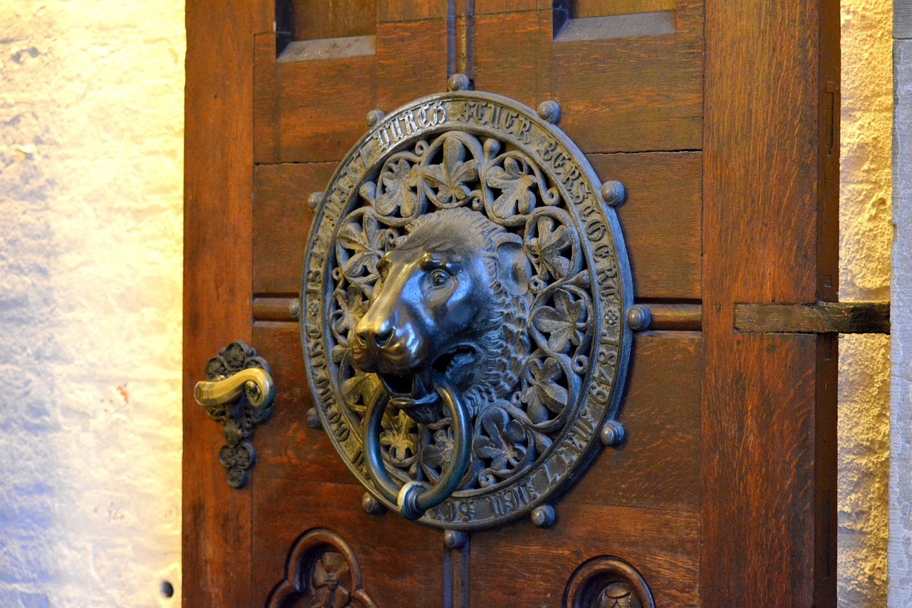 探尋古代文明寶藏，最新版古墓揭秘秘寶之旅