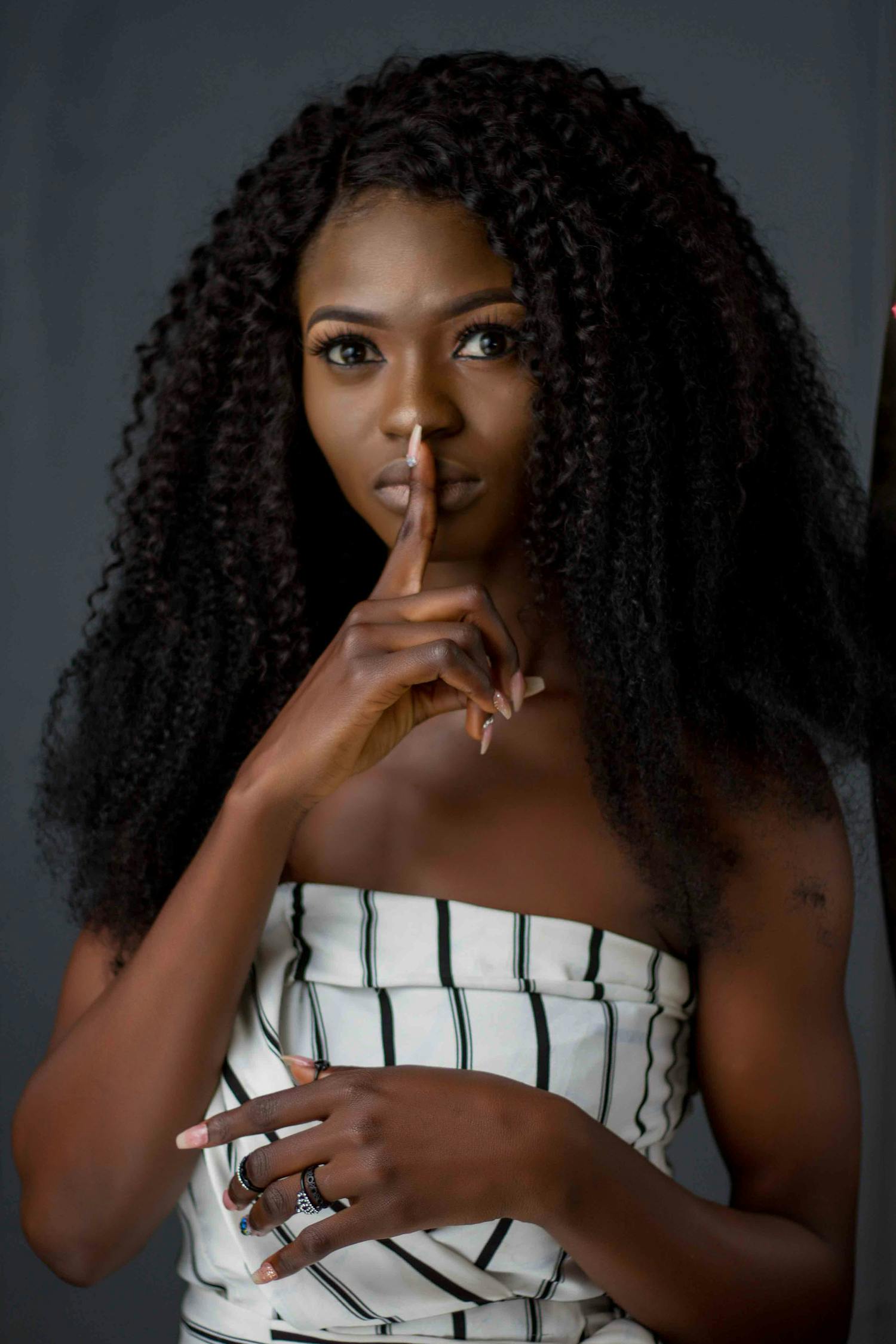 文胸被偷事件引發隱私保護與公眾議題沖突熱議