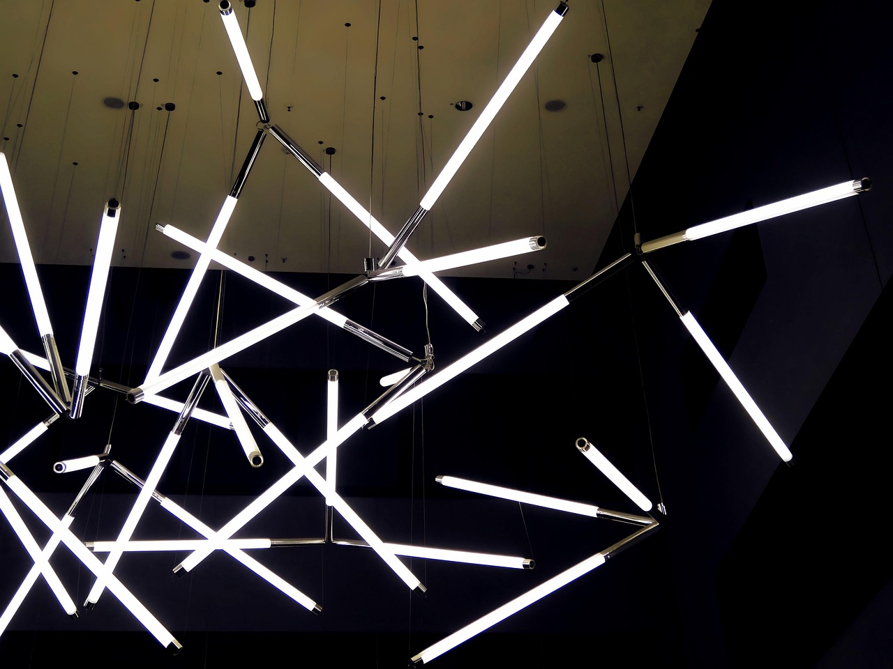 探索現(xiàn)代照明技術(shù)，最新射燈款式引領照明新潮