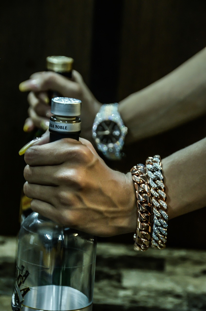 黃金戒指最新時(shí)尚潮流及選購指南