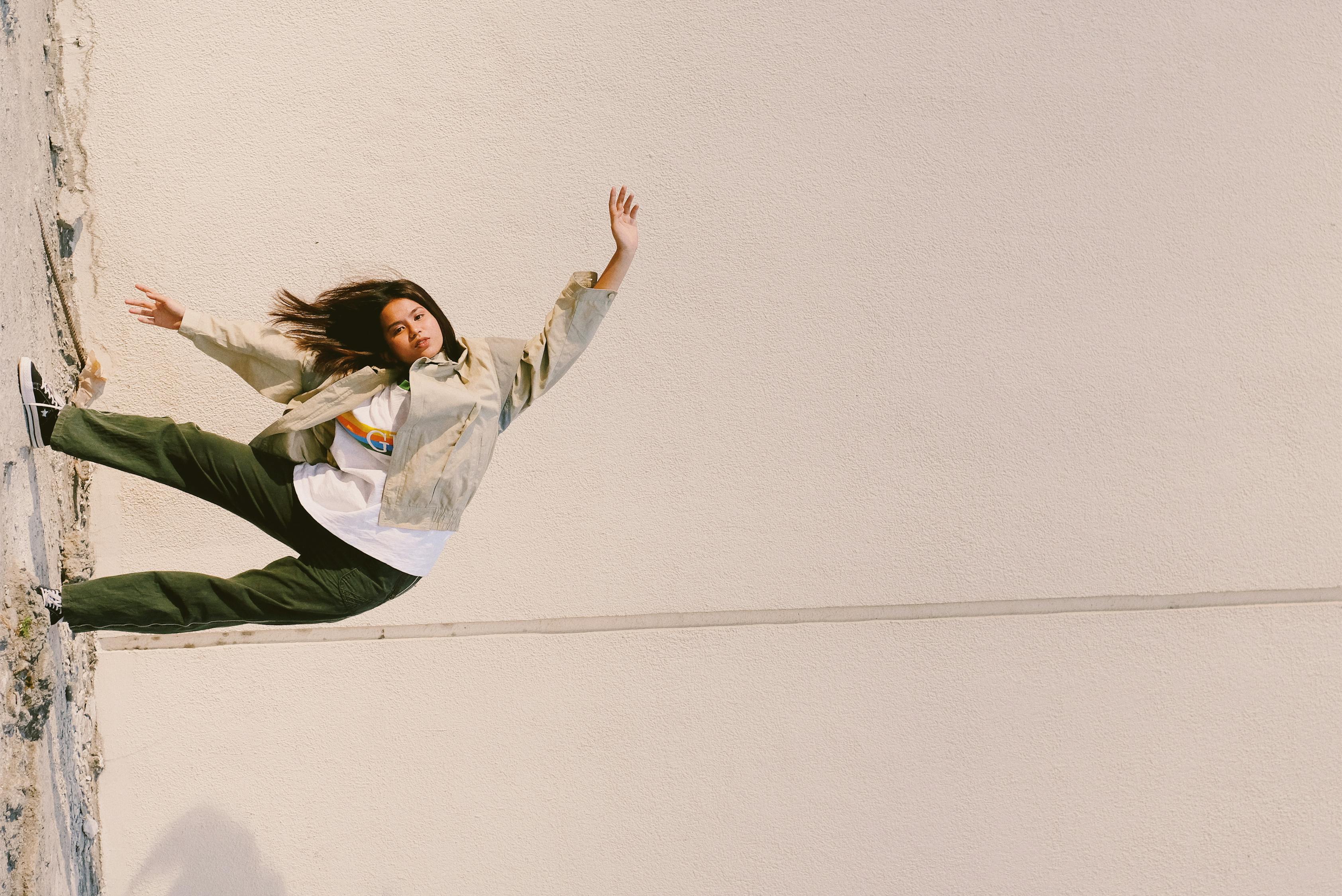 山治最新頭像,個性與風格的完美融合