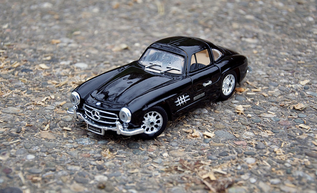 最新奔馳車標,經典設計的再煥新輝煌