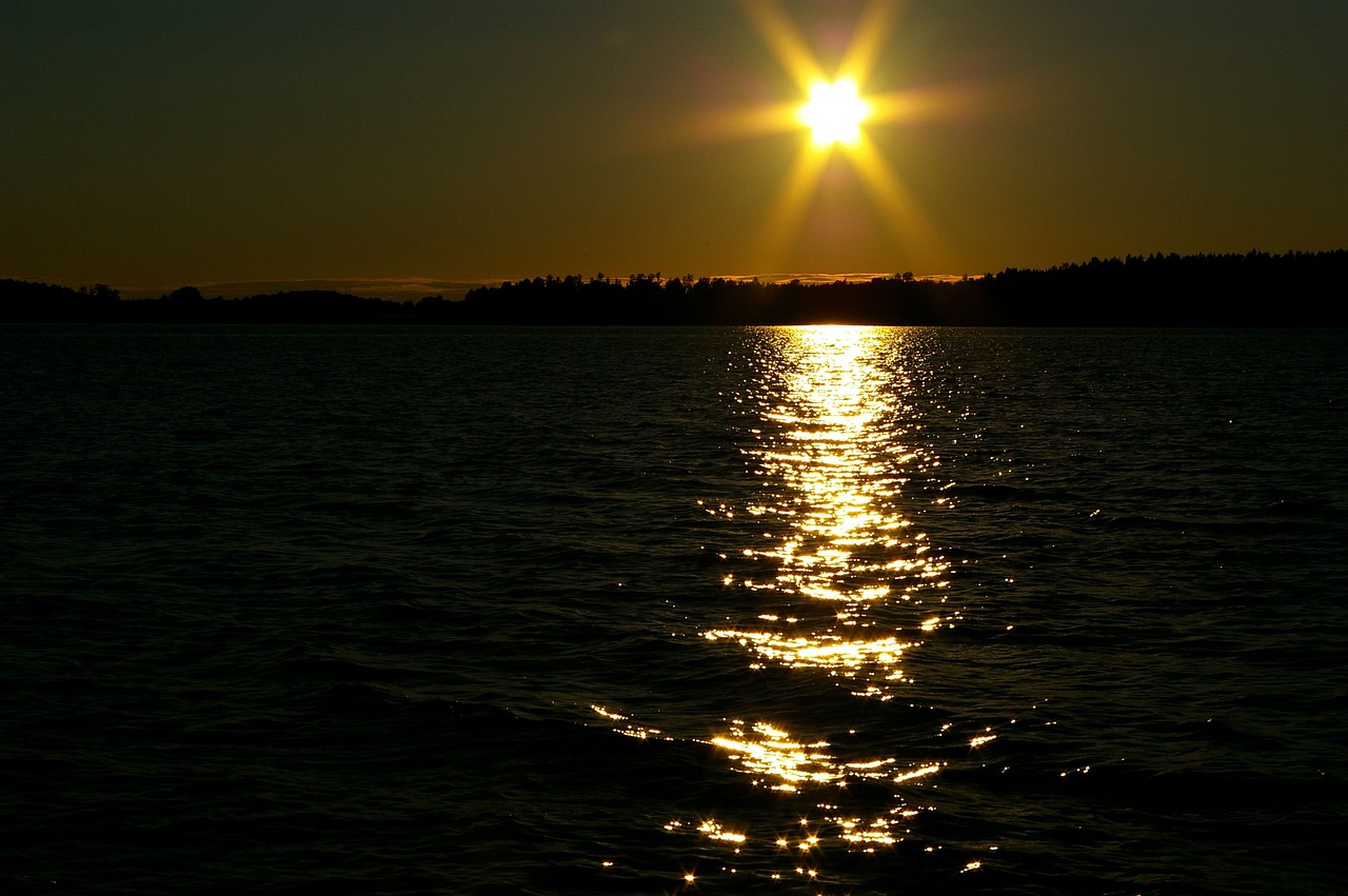 三亞明星璀璨閃耀,海濱城市之光照亮夜空