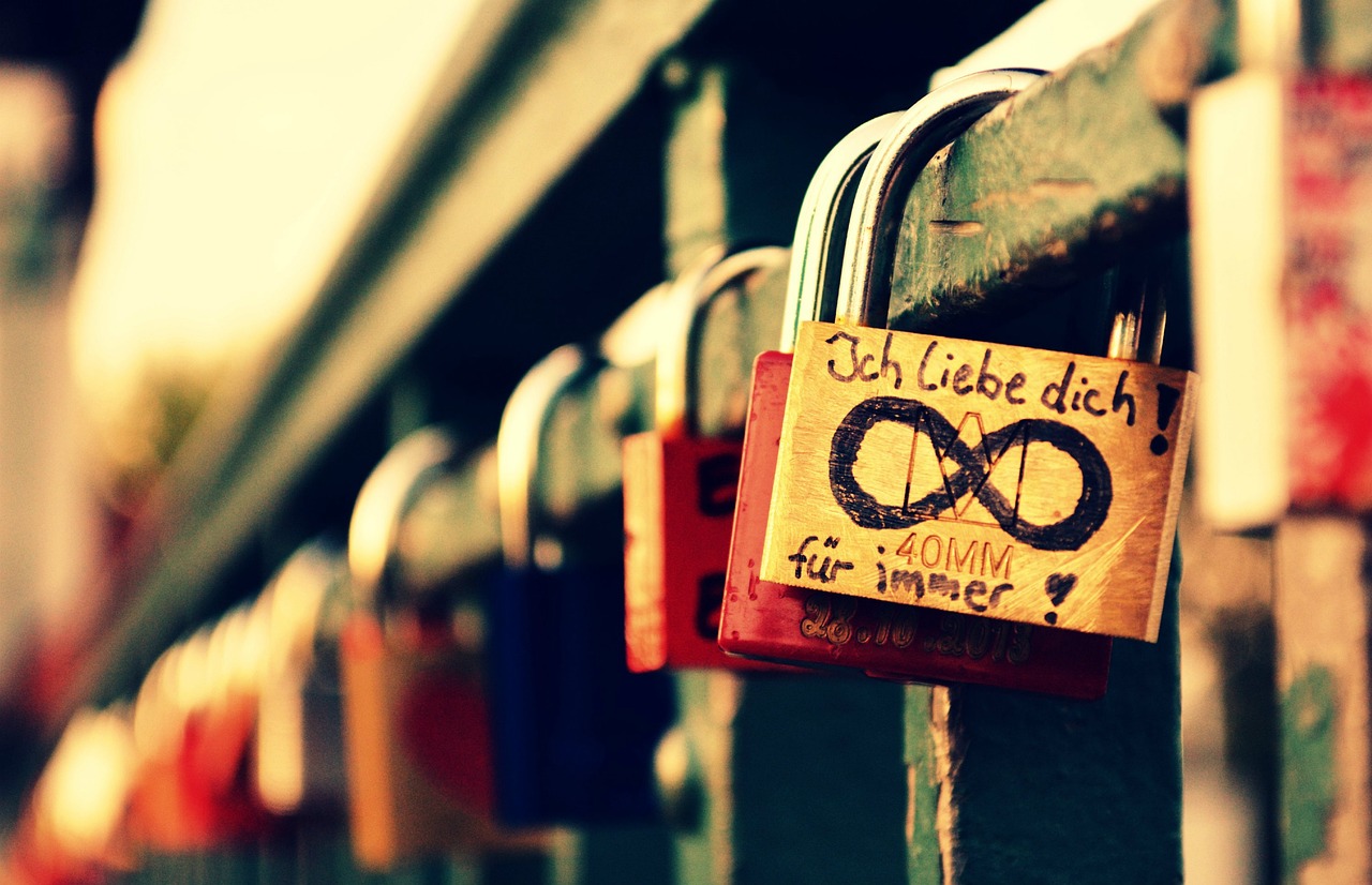 最新章節(jié)揭秘，愛的誓言與未來的承諾——婚約確定的情感之旅