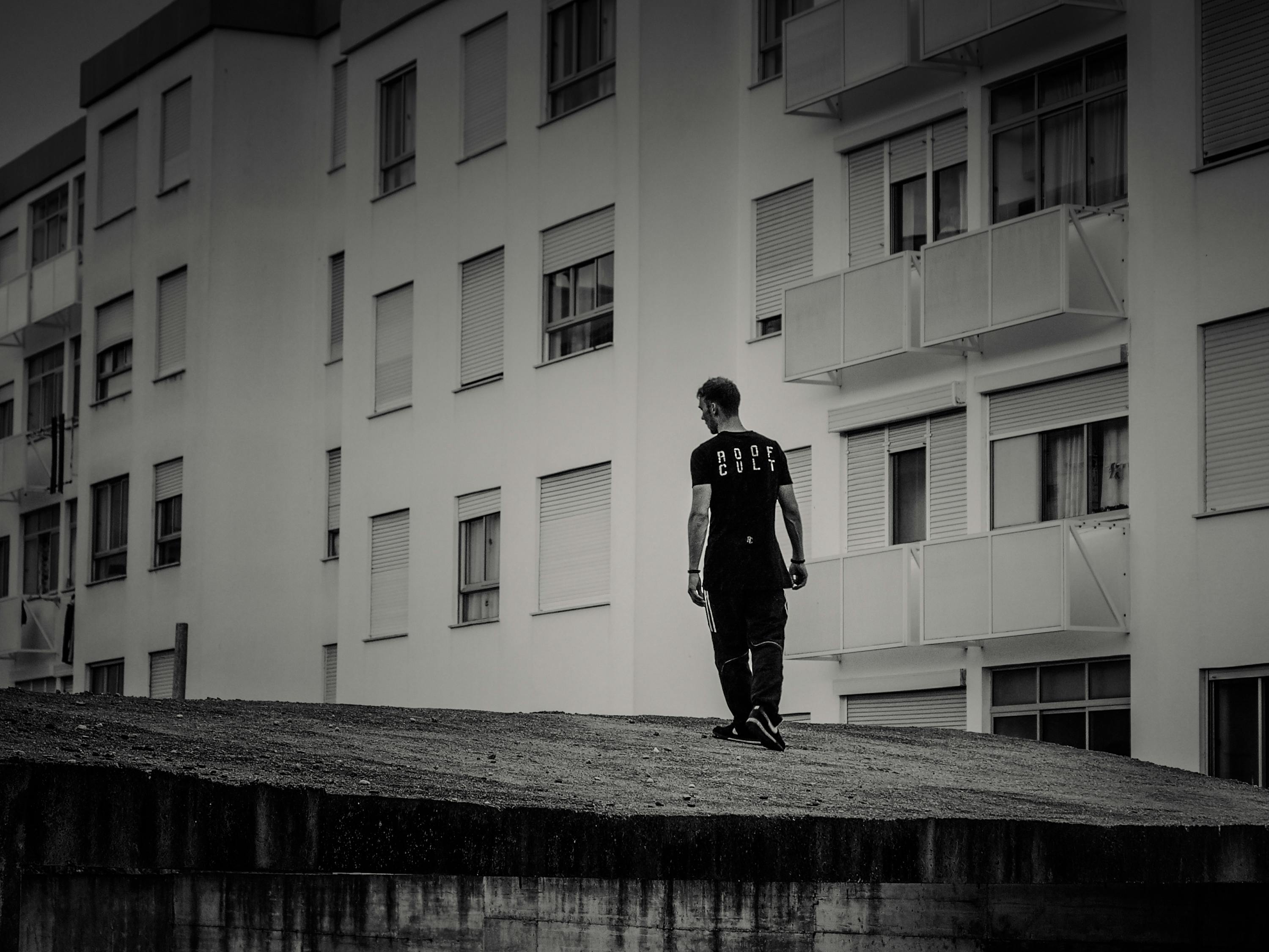 人潮洶涌,都市生活百態的電影展現