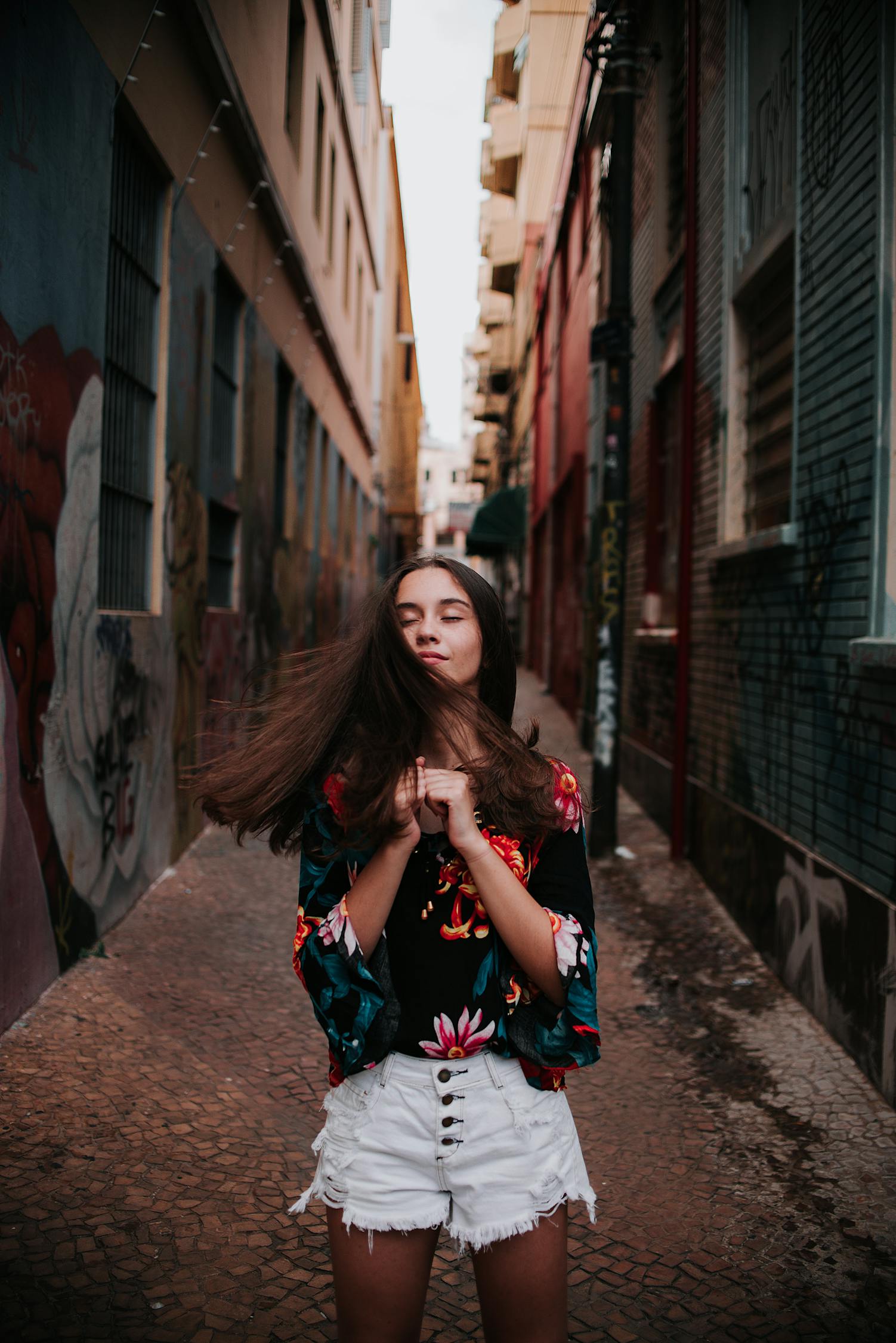 譚維維音樂與影像跨界魅力寫真探秘，今日聚焦的最新寫真集展現獨特風采