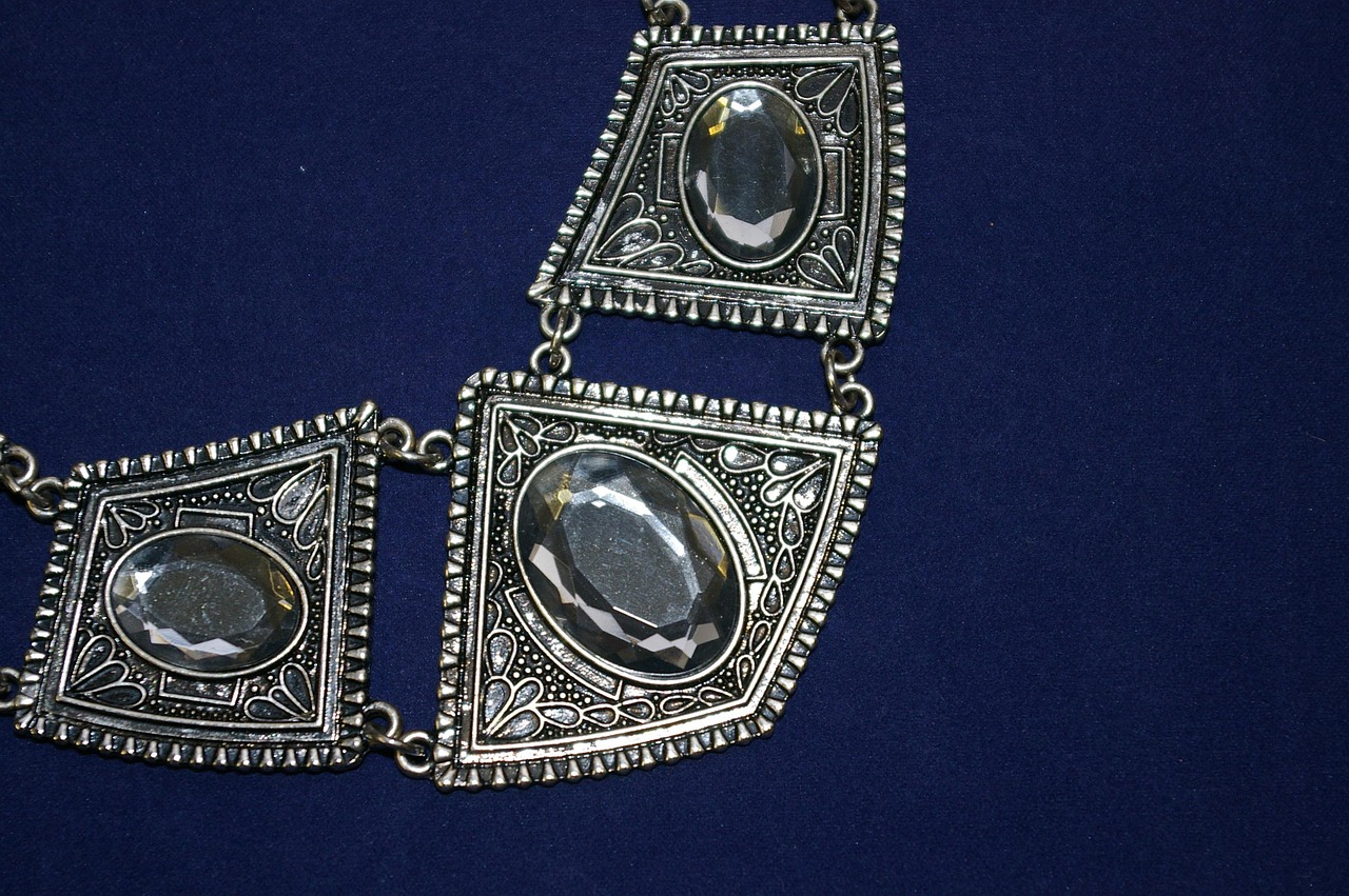 新款女士時尚手表,時尚與精準的完美融合