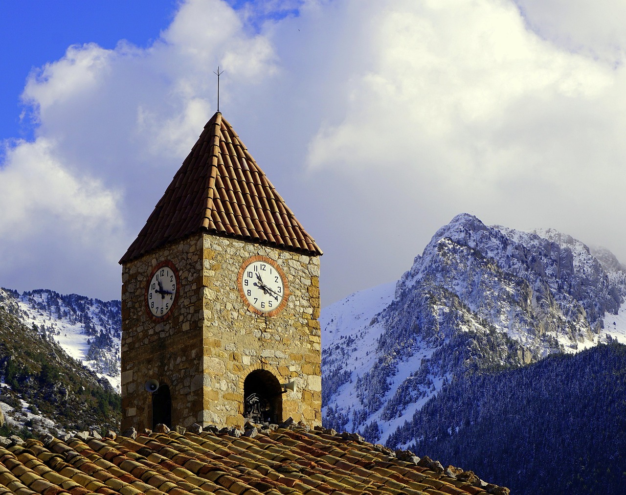 天山股票市場動態今日聚焦