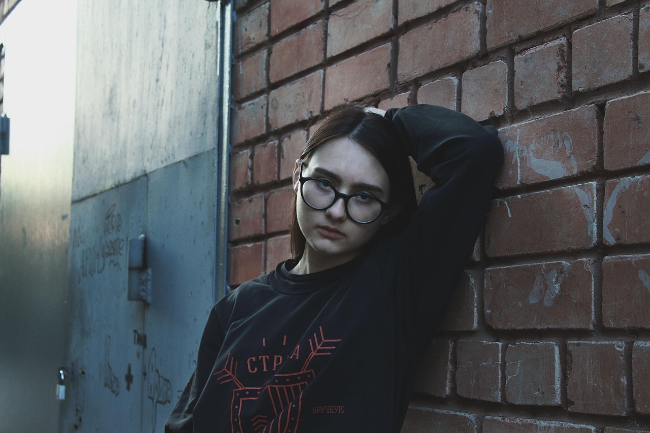 王俊凱四周年慶生照,回顧成長歷程,感受魅力影響力