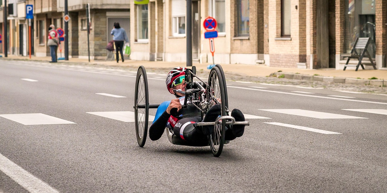 今日焦點(diǎn),殘疾人自行車比賽盛況
