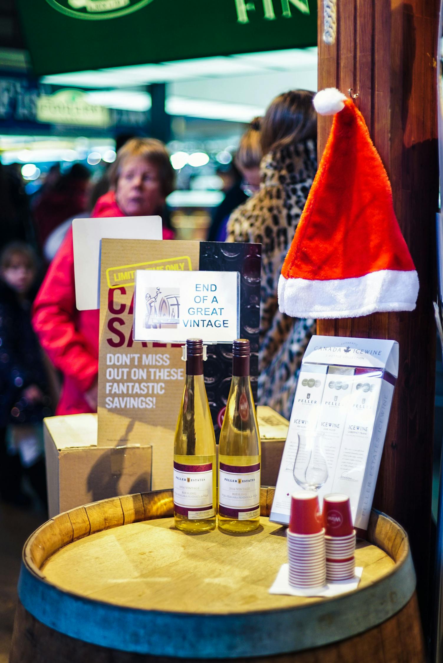 四月新品上市促銷活動(dòng)盛大啟動(dòng)，潮流引領(lǐng)，驚喜連連！