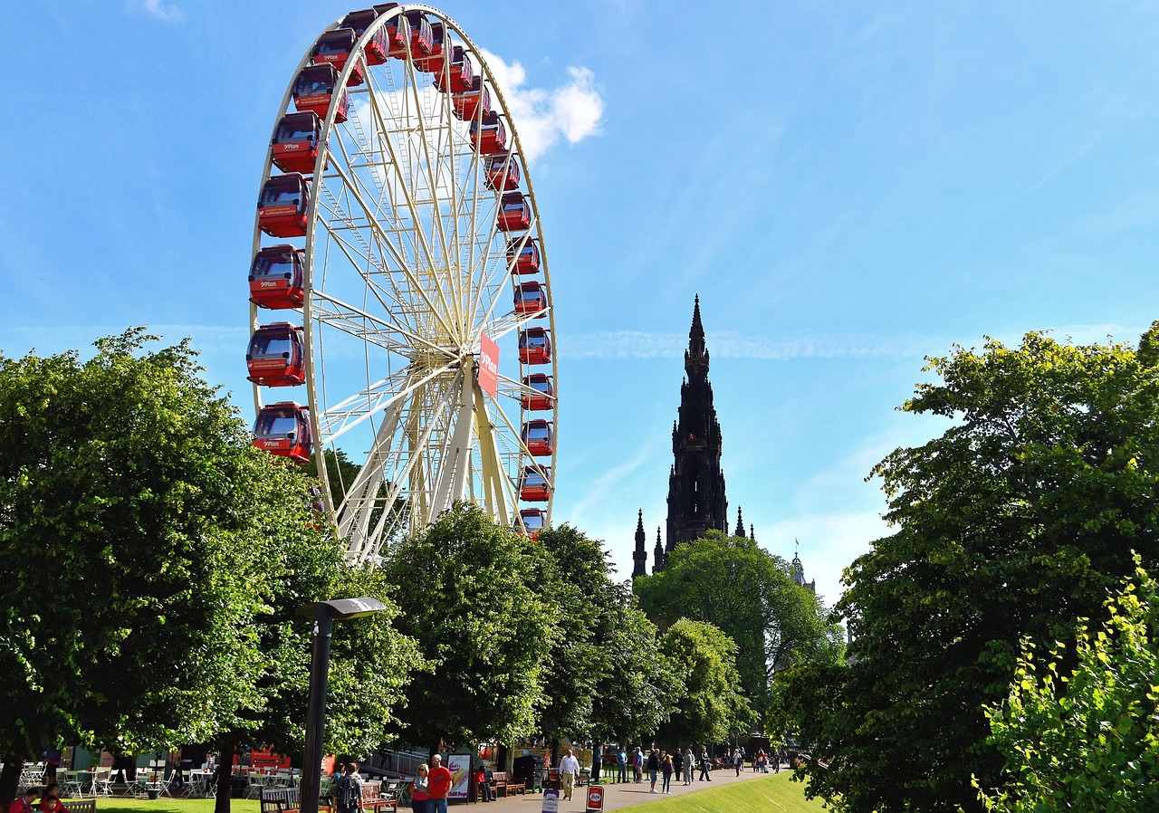 揭秘四月基諾山寨景區(qū)門票價格及旅游信息全攻略