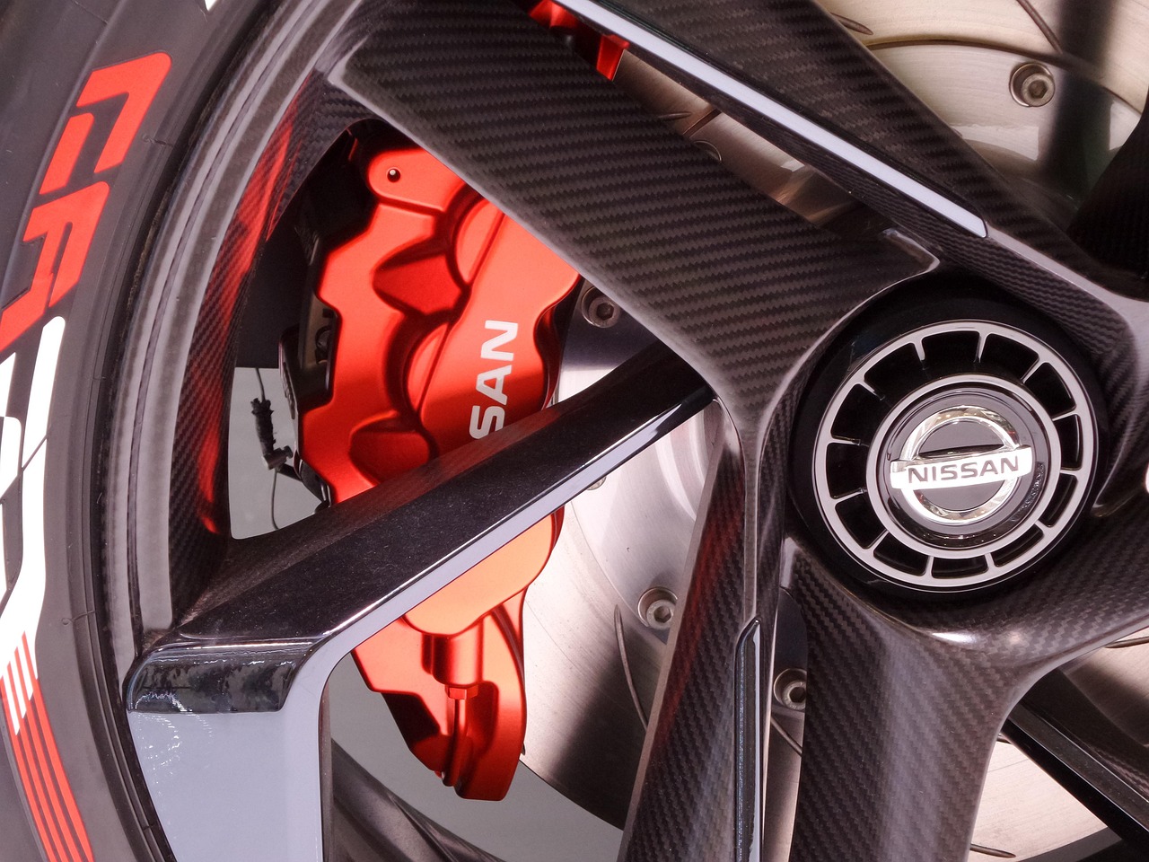 四月新寵,東風新款轎車亮相