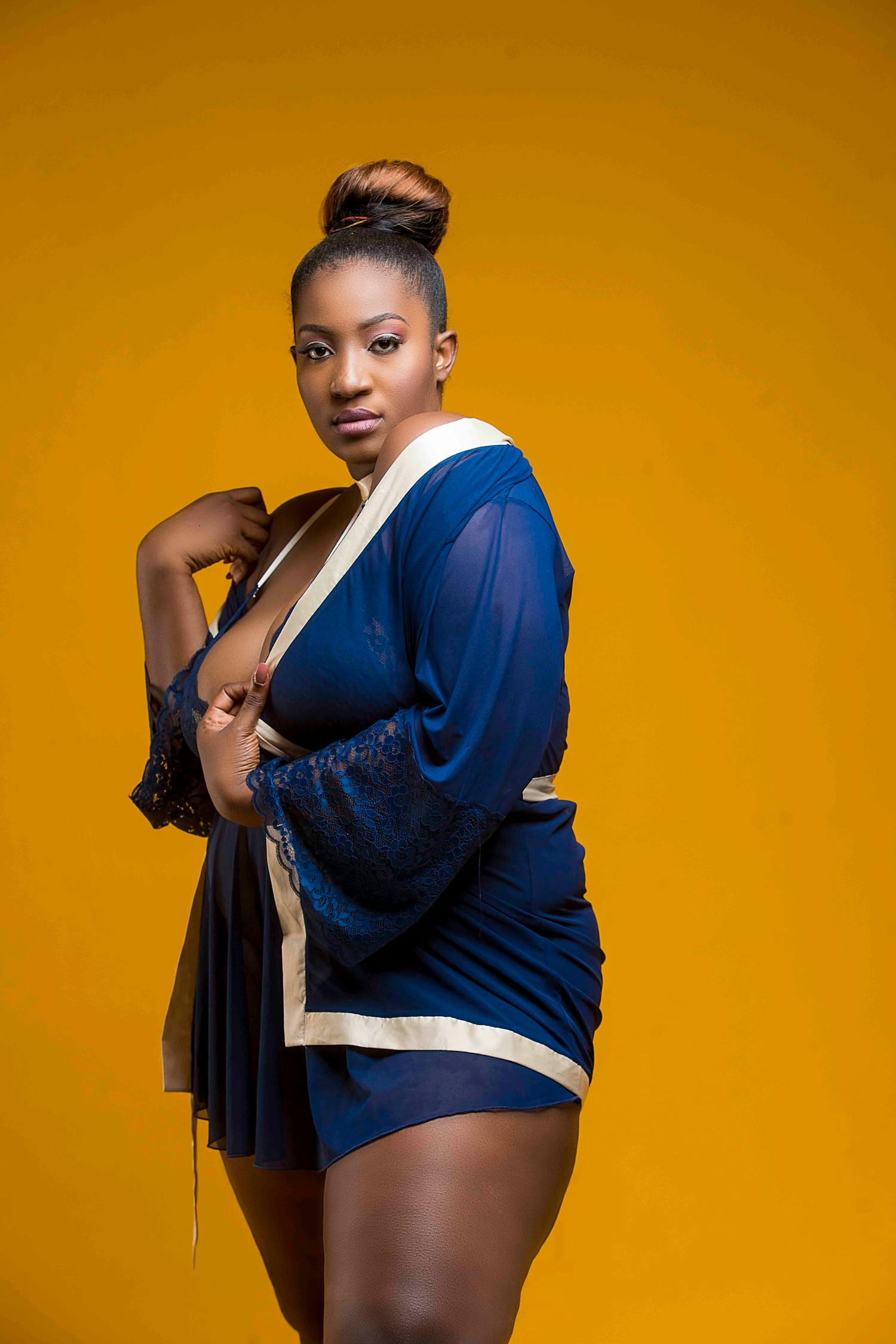 四月星光下的黑膚明星女神,聚焦皮膚黑的明星女