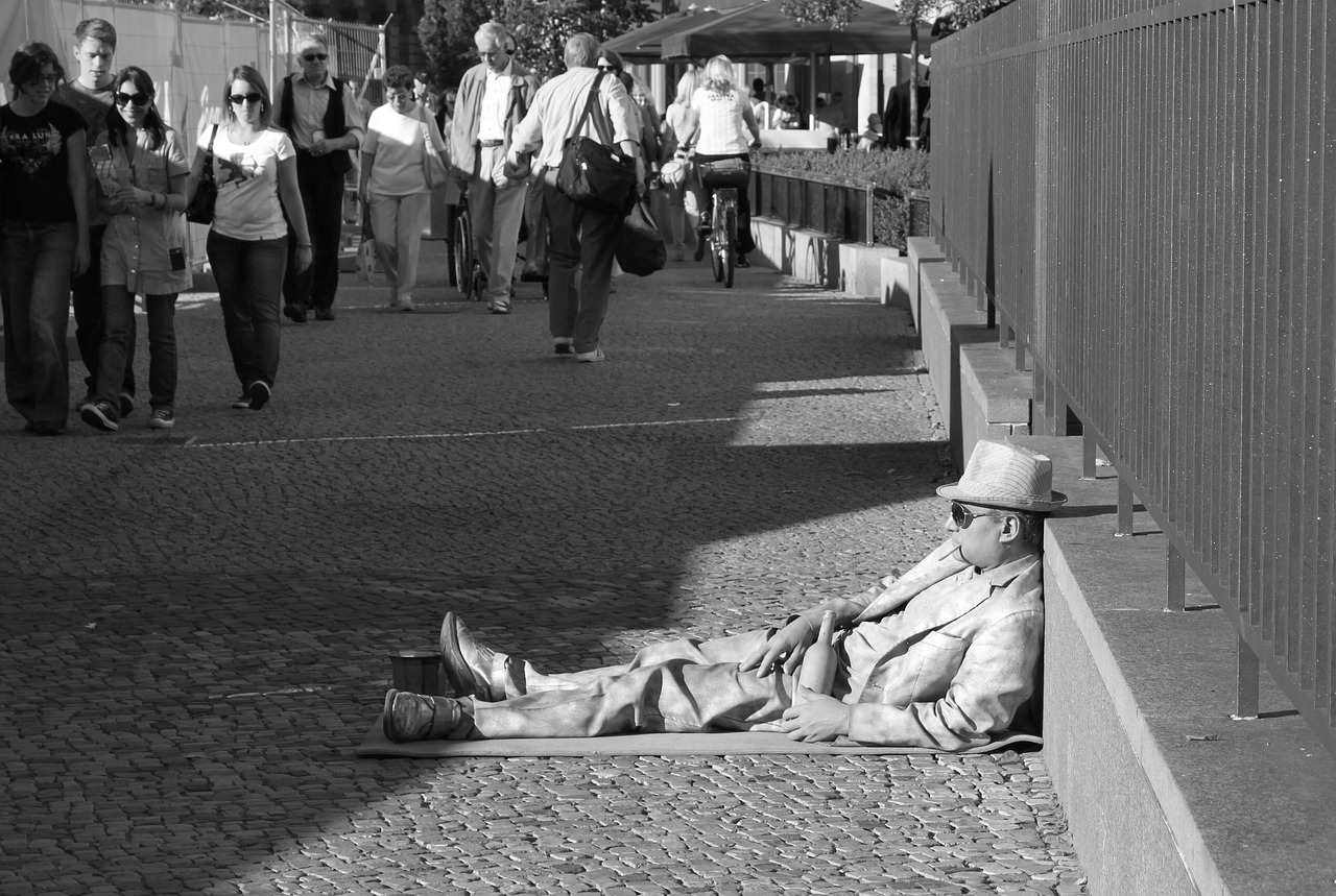 四月里的忽必烈演員之路,探尋演員在影視之路的足跡