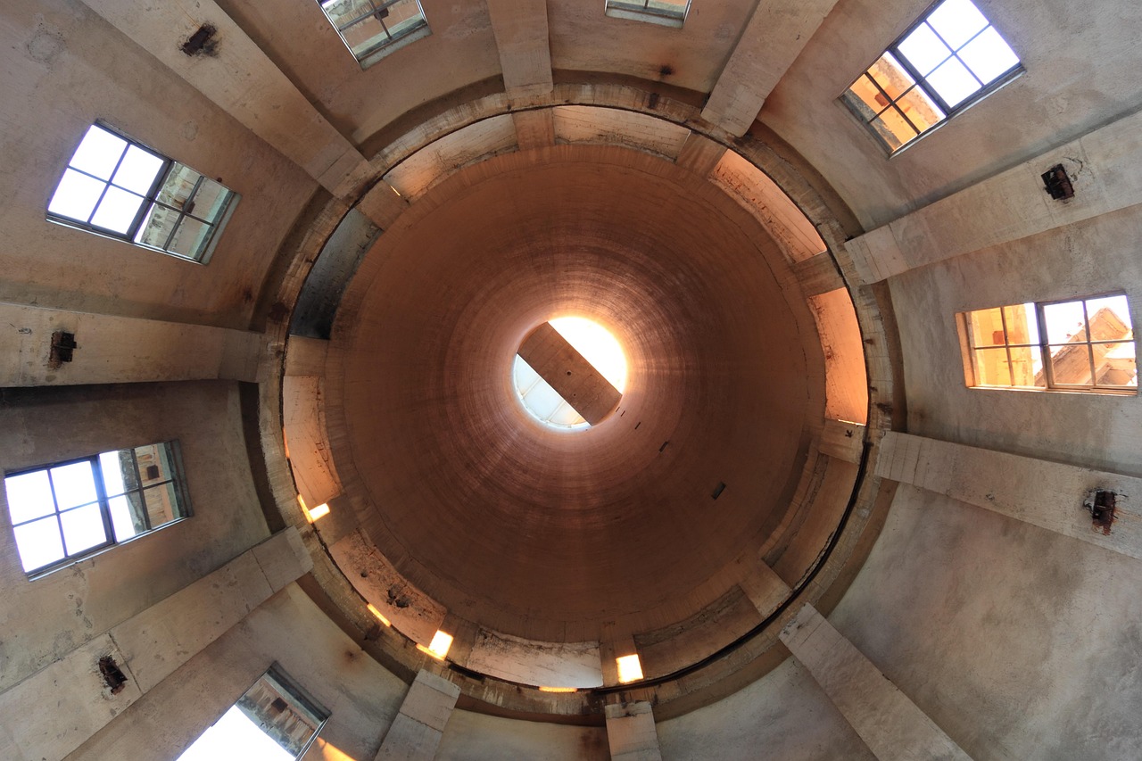 五月農村屋頂造型新風尚,探索鄉村建筑變革趨勢