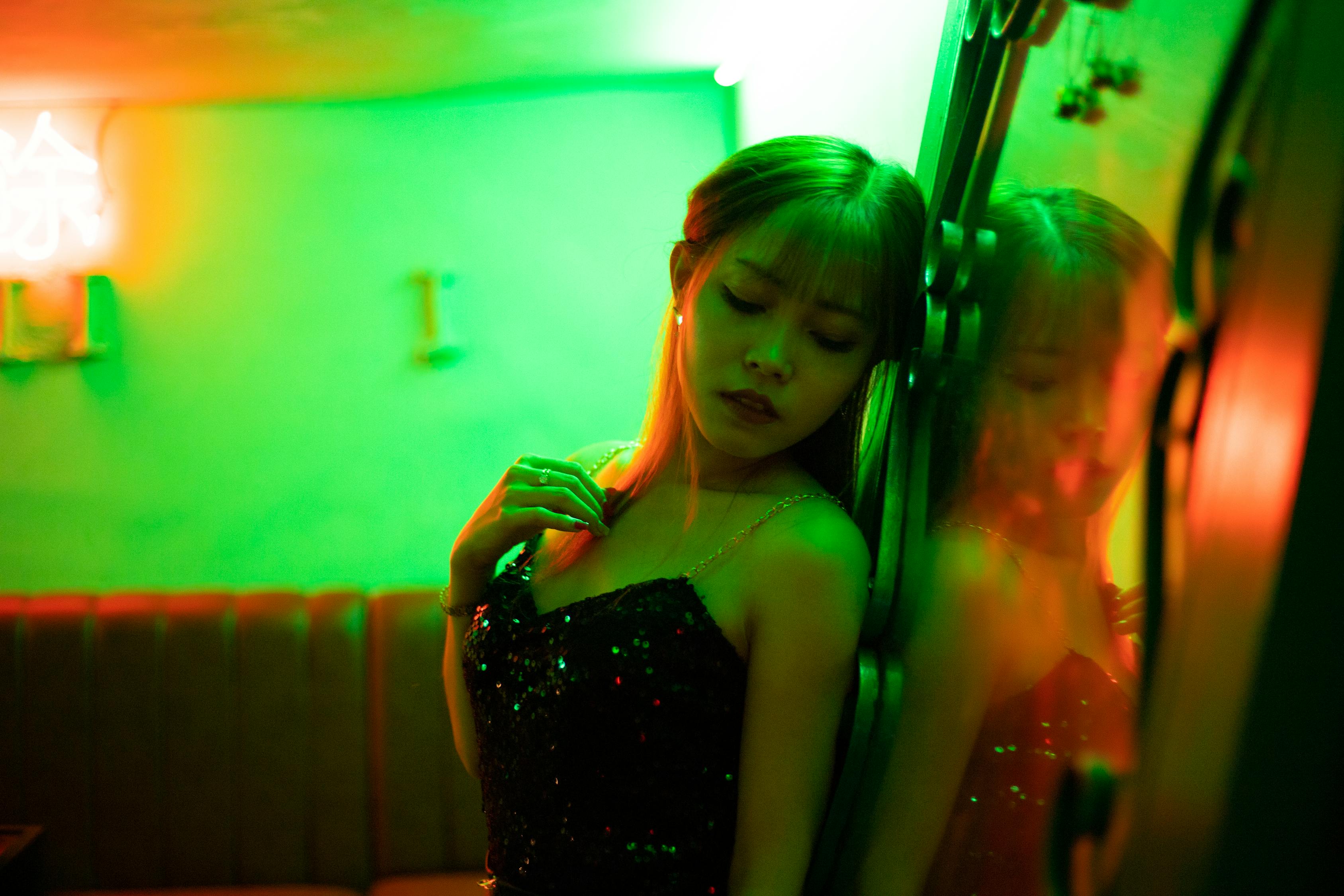 五月演員許歌的獨(dú)特魅力,五月之光的璀璨之星