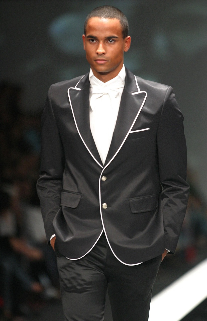 五月西服領型最新潮流,時尚與經典的完美融合展現當代風采