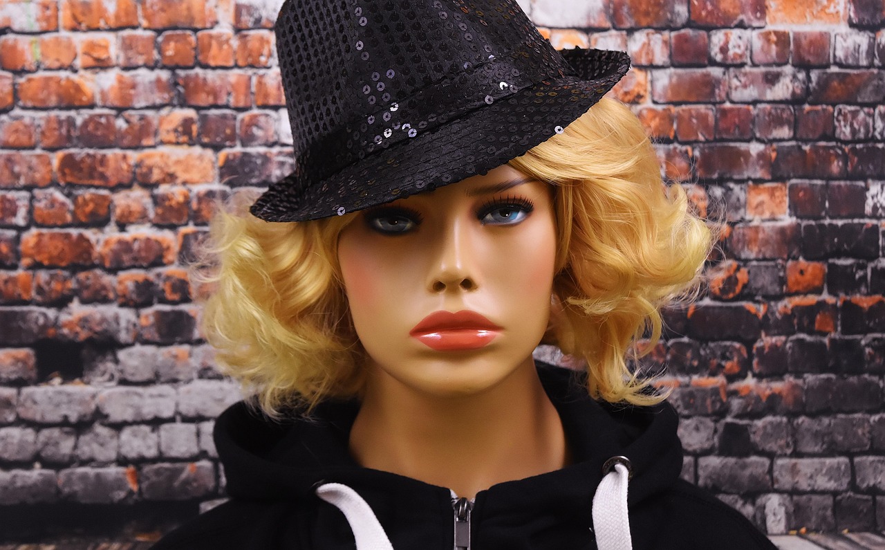 五月臺灣老牌女明星的魅力與風采展現