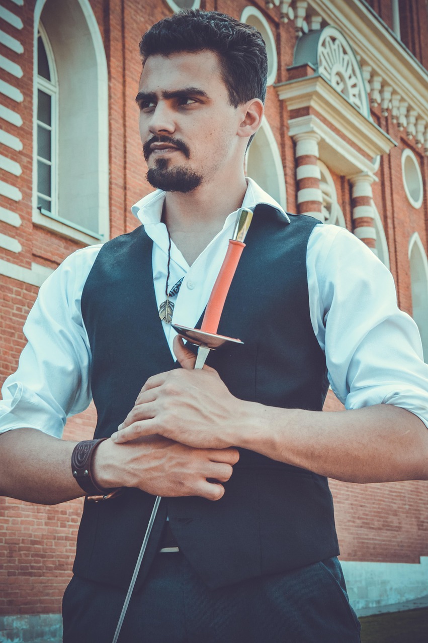 國家一級(jí)演員張巍的藝術(shù)人生,五月之光的閃耀旅程